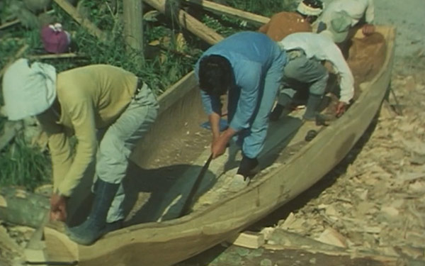 最後の丸木舟　吐噶喇列島中之島の記録